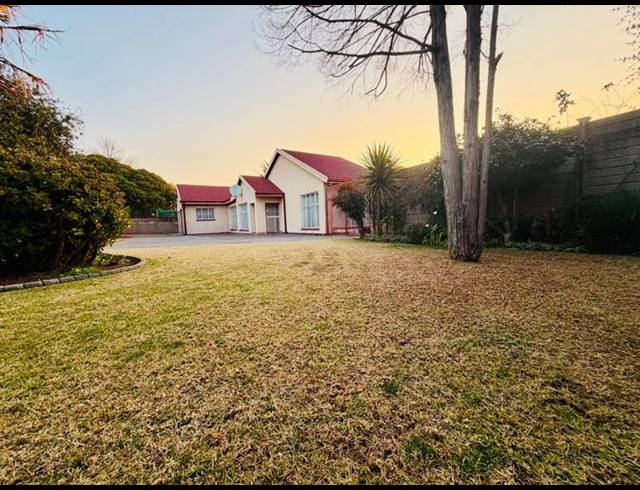 3 BEDROOM HOUSE FOR SALE IN FLORA GARDENS